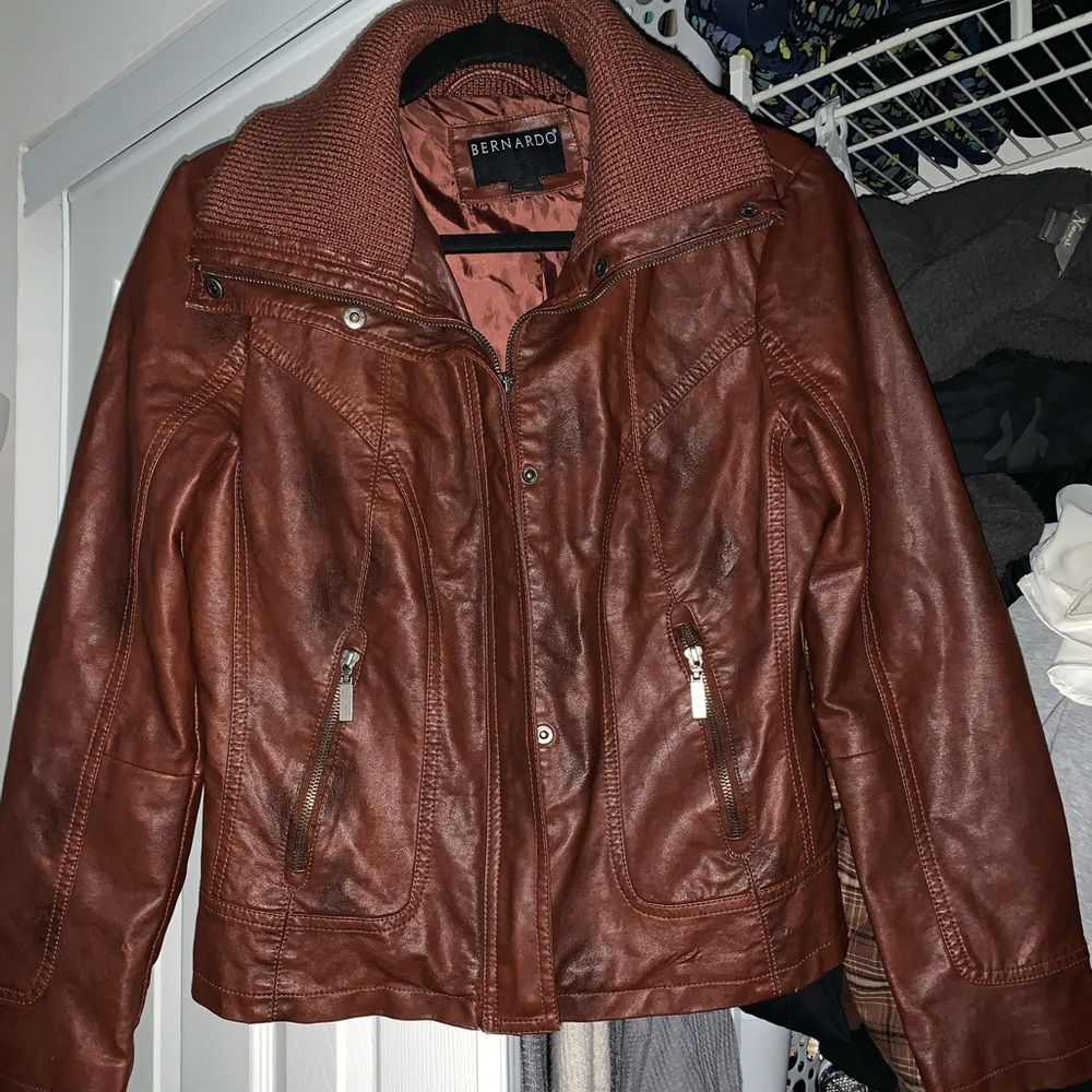 WOMENS MEDIUM VINTAGE BERNARDO LEATHER JACKET COAT